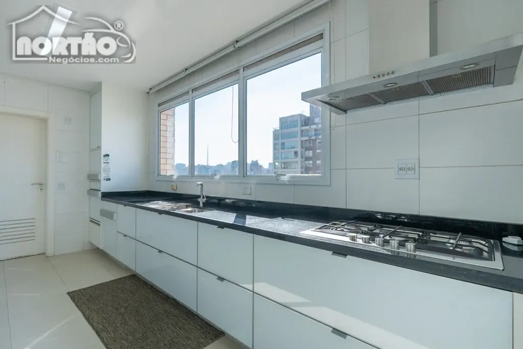 Casa, 3 quartos, 411 m² - Foto 8