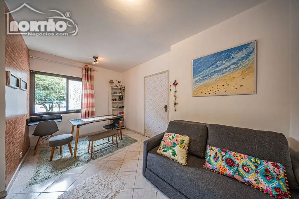 Casa, 1 quarto, 37 m² - Foto 1