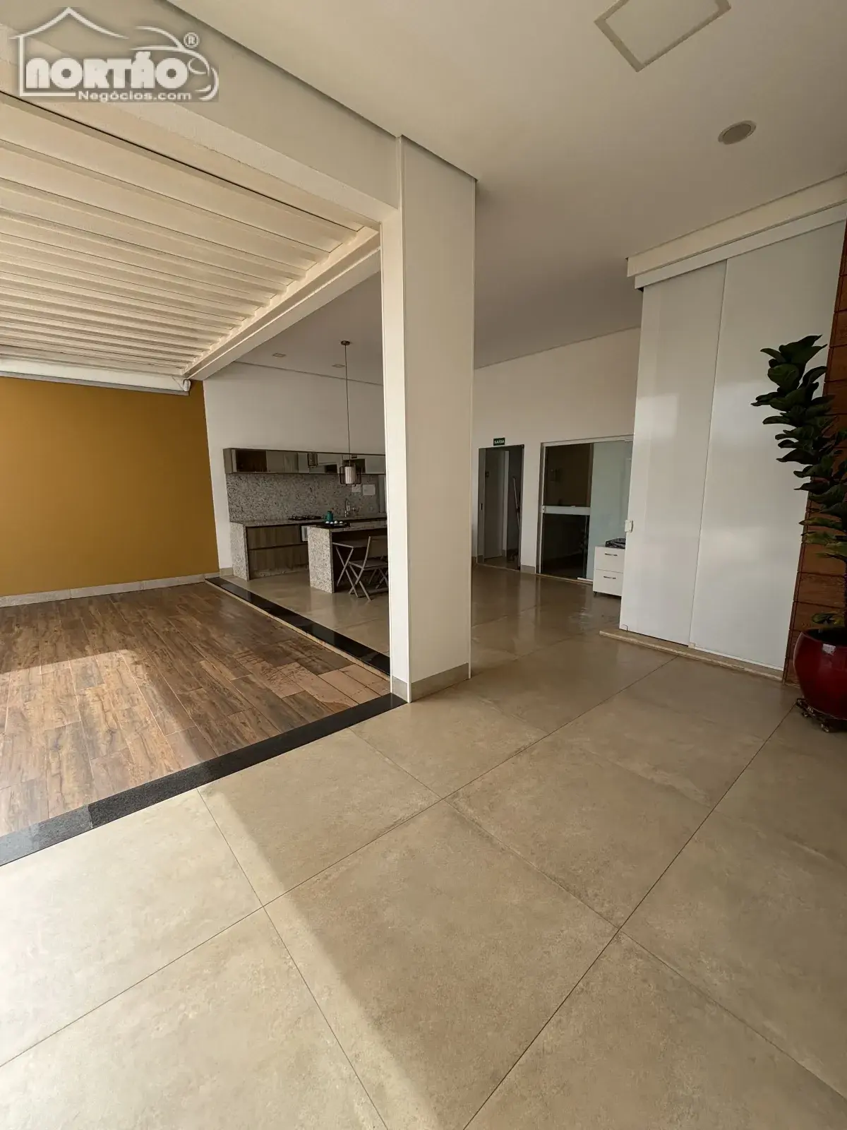 Casa, 4 quartos, 326 m² - Foto 4