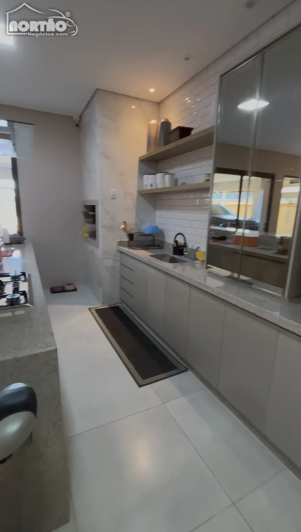 Casa, 3 quartos, 170 m² - Foto 4