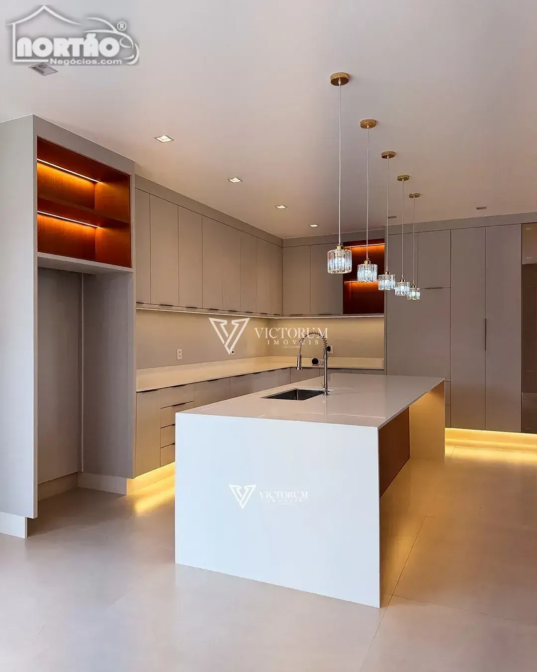 Casa, 1 quarto, 202 m² - Foto 10