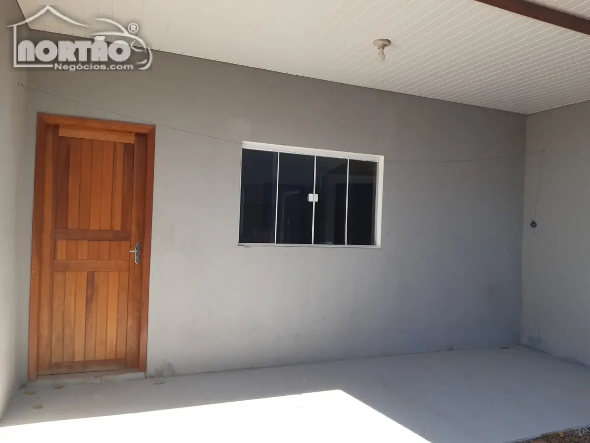 Casa, 3 quartos - Foto 2