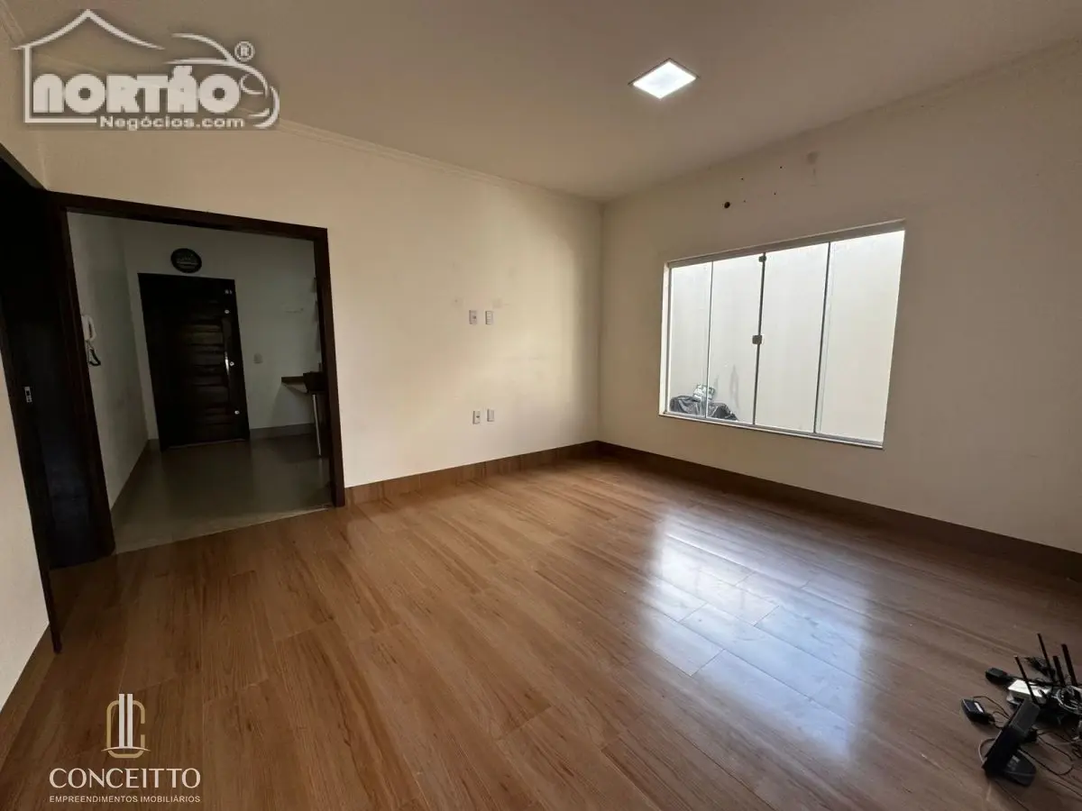 Casa, 3 quartos, 180 m² - Foto 3