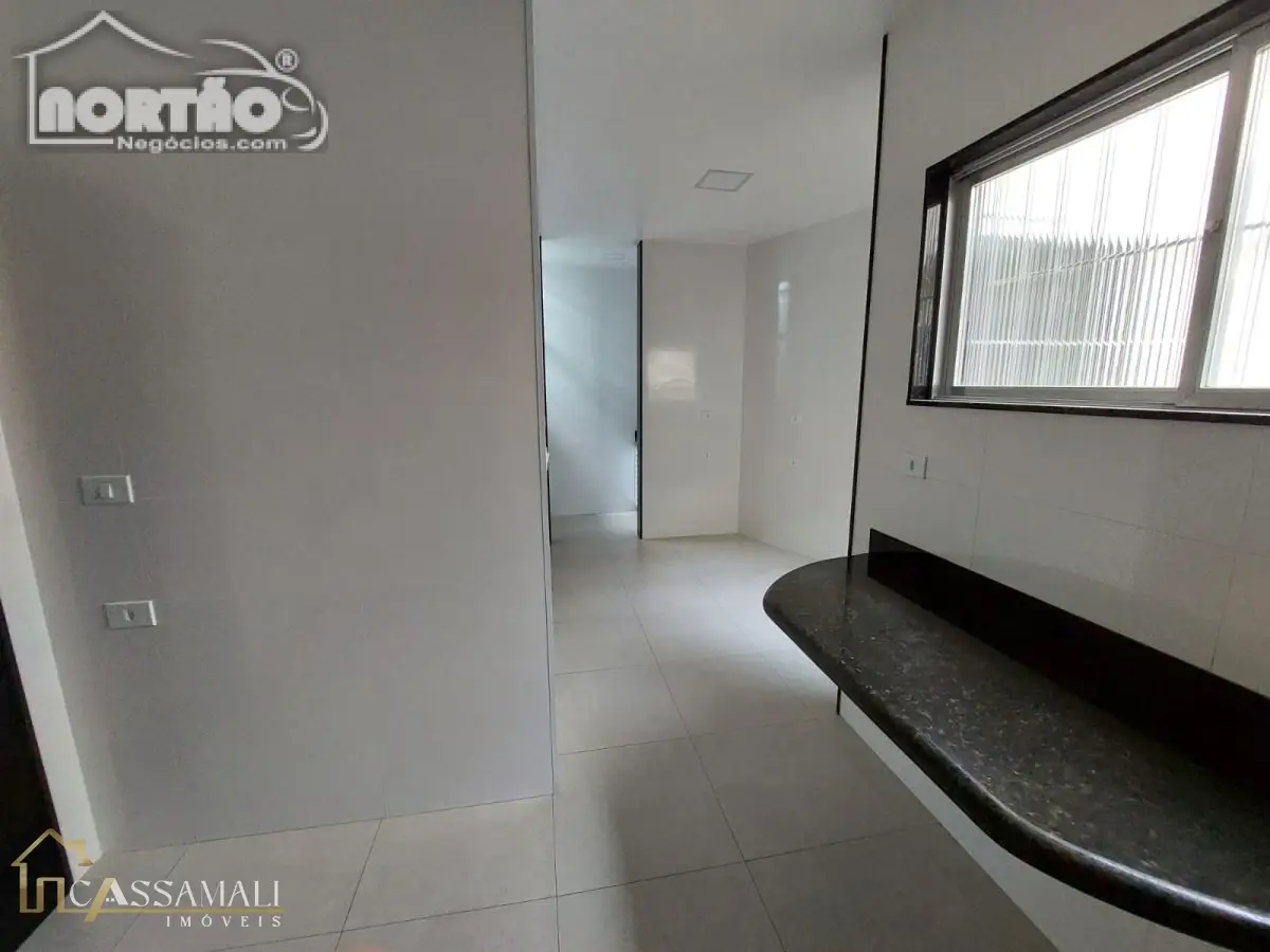 Casa, 4 quartos - Foto 2