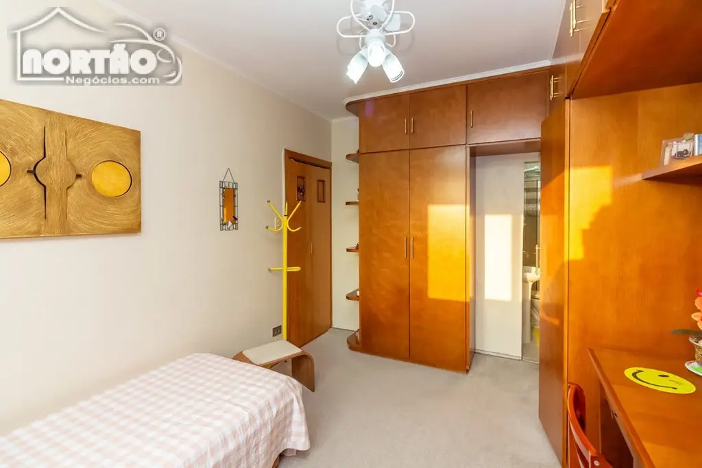 Casa, 3 quartos, 68 m² - Foto 2