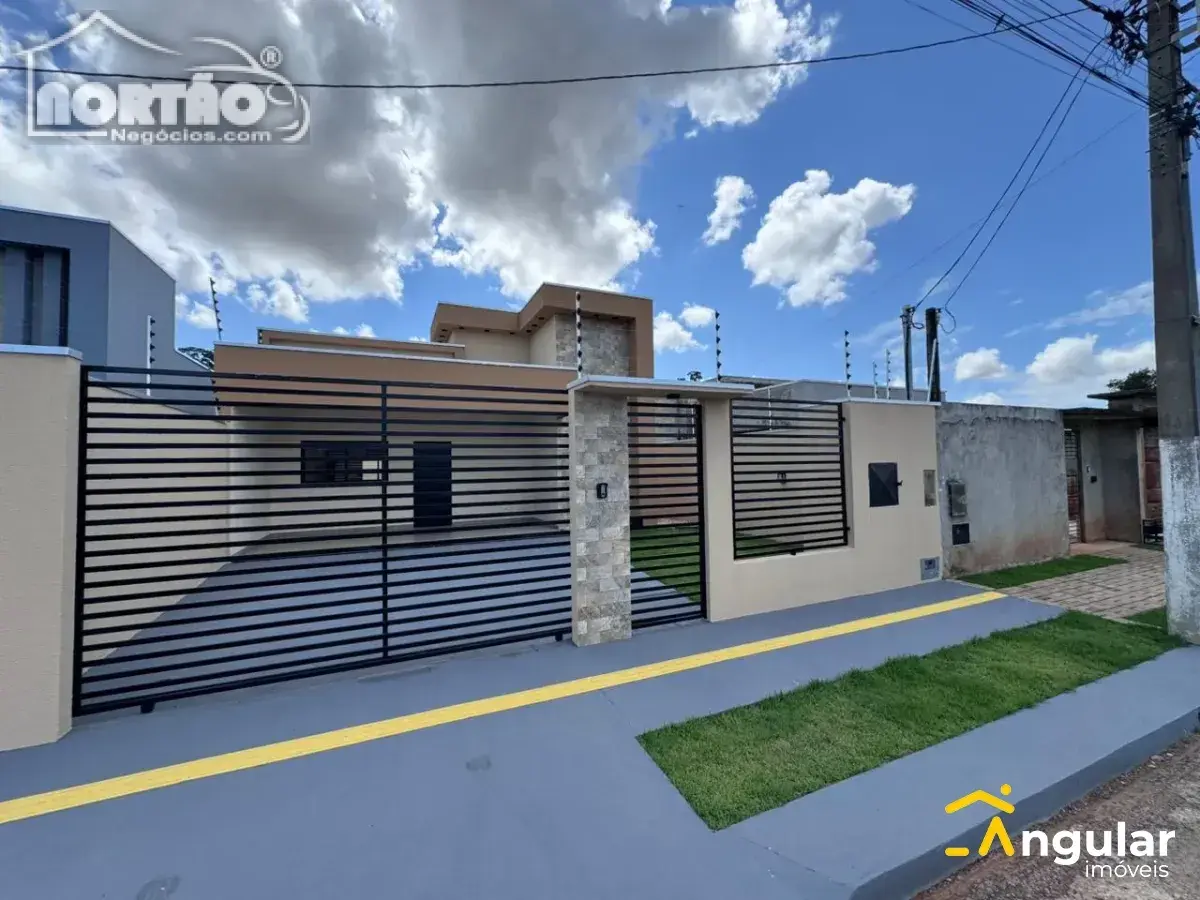 Casa, 3 quartos, 121 m² - Foto 1
