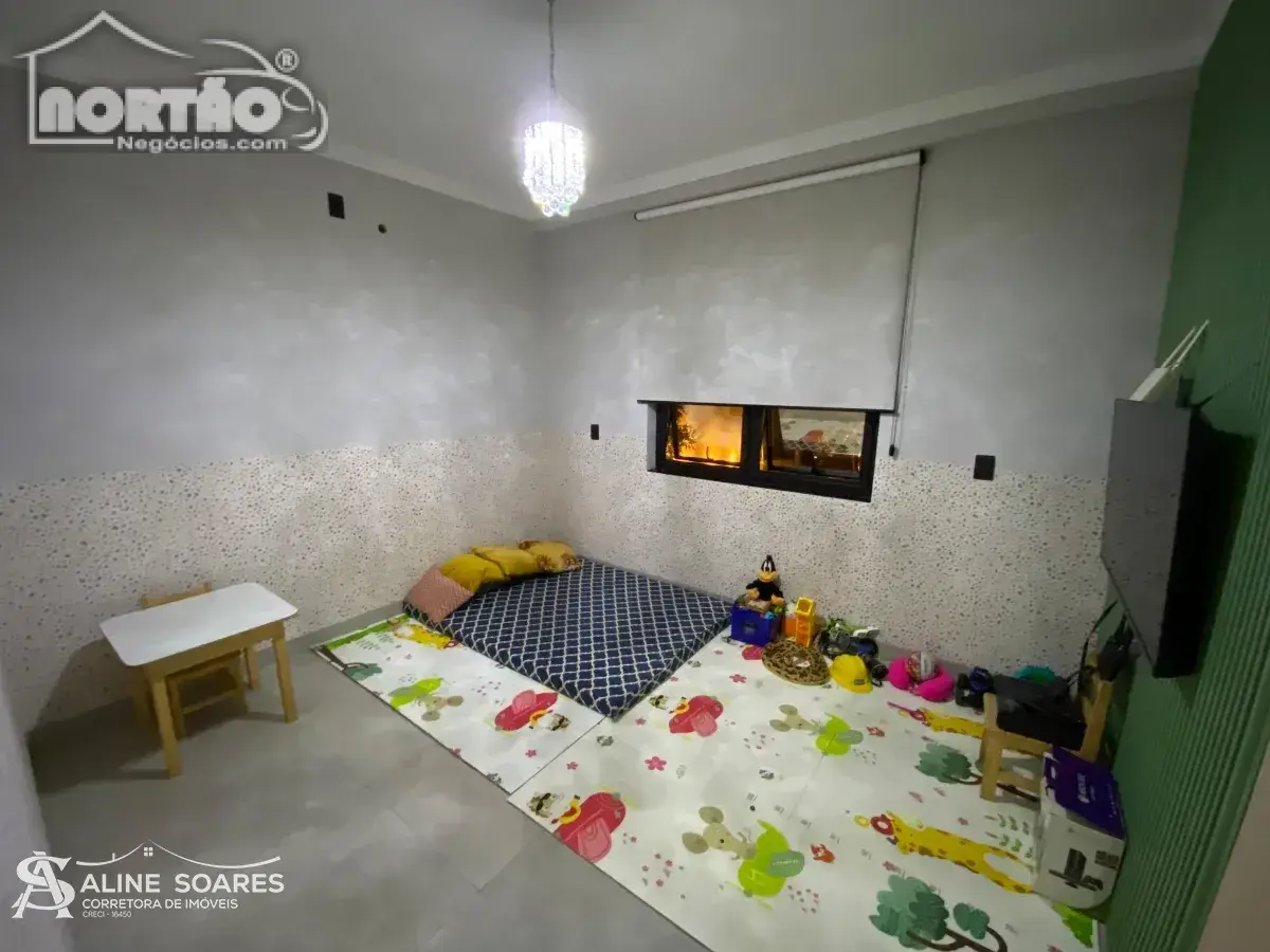 Casa, 4 quartos, 178 m² - Foto 10
