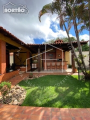 CASA a venda no CELESTE em Sinop/MT